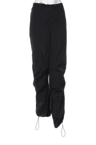 Pantaloni trening de femei Noisy May, Mărime L, Culoare Negru, Preț 111,99 Lei, #136813101