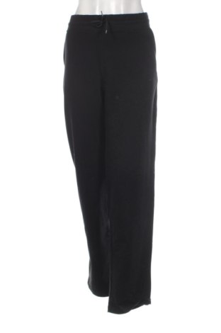 Pantaloni trening de femei Nike, Mărime XXL, Culoare Negru, Preț 141,99 Lei, #136846329