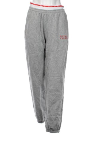 Damen Sporthose Nike, Größe S, Farbe Grau, Preis 20,99 €, #136838514