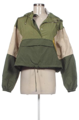Geacă de femei Bershka, Mărime M, Culoare Multicolor, Preț 27,99 Lei, #136844568