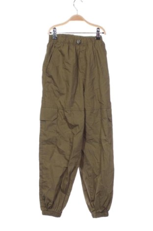Pantaloni pentru copii LC Waikiki, Mărime 7-8y/ 128-134 cm, Culoare Verde, Preț 38,99 Lei, #136758145