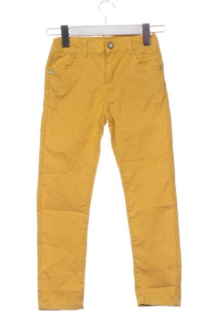 Pantaloni pentru copii Unbranded, Mărime 6-7y/ 122-128 cm, Culoare Galben, Preț 41,99 Lei, #136750800