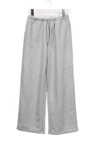 Pantaloni de trening, pentru copii SHEIN, Mărime 12-13y/ 158-164 cm, Culoare Gri, Preț 32,99 Lei, #136743811