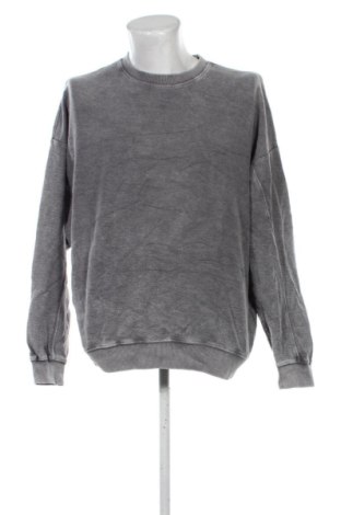 Bluză de bărbați Bershka, Mărime S, Culoare Gri, Preț 23,99 Lei, #136732289