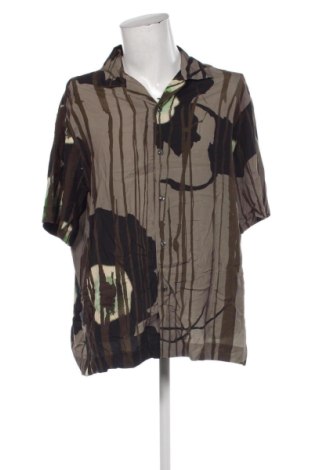 Cămașă de bărbați Hugo Boss, Mărime XL, Culoare Multicolor, Preț 259,99 Lei, #136695642
