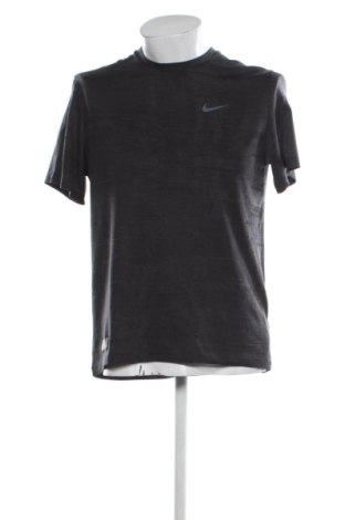 Мъжка тениска Nike, Размер M, Цвят Черен, Цена 16,36 €, #136774464