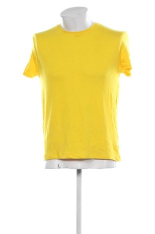 Tricou de bărbați Zara, Mărime M, Culoare Galben, Preț 54,99 Lei, #136801913