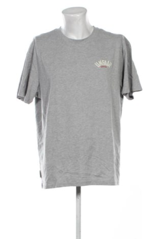 Мъжка тениска Unbranded, Размер 3XL, Цвят Сив, Цена 10,22 €, #136850899