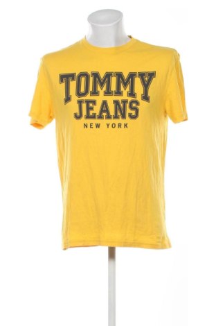 Мъжка тениска Tommy Jeans, Размер M, Цвят Жълт, Цена 18,58 €, #136801943