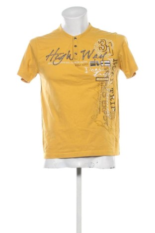 Ανδρικό t-shirt Armand Thiery, Μέγεθος M, Χρώμα Κίτρινο, Τιμή 14,00 €, #136880825