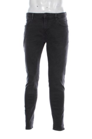 Męskie jeansy Pull&Bear, Rozmiar M, Kolor Szary, Cena 200,41 zł, #136784663