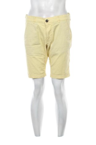 Мъжки къс панталон Selected Homme, Размер M, Цвят Жълт, Цена 14,00 €, #136823927