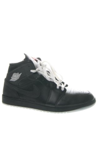 Мъжки обувки Air Jordan Nike, Размер 45, Цвят Черен, Цена 91,00 €, #136875109
