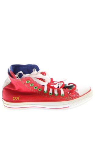 Férfi cipők
 Converse, Méret 41, Szín Sokszínű, Ár 18 149 Ft, #136847573