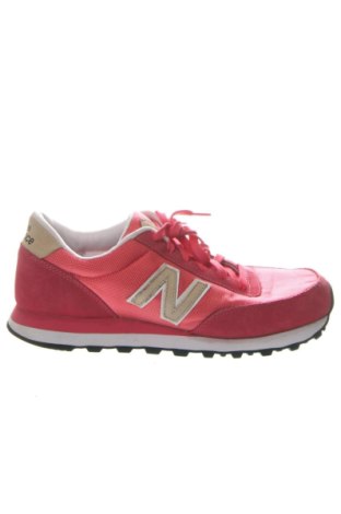 Obuwie męskie New Balance, Rozmiar 43, Kolor Czerwony, Cena 439,82 zł, #136806148
