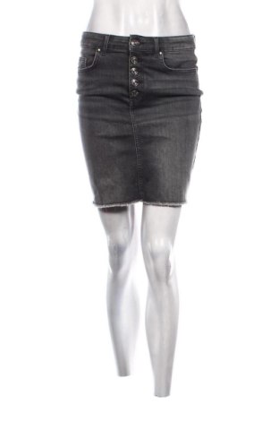 Fustă ONLY, Mărime M, Culoare Gri, Preț 22,99 Lei, #136729129