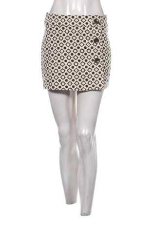 Пола Bershka, Размер S, Цвят Многоцветен, Цена 5,11 €, #136736417
