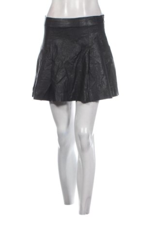 Spódnica Cropp, Rozmiar S, Kolor Czarny, Cena 43,99 zł, #136780451