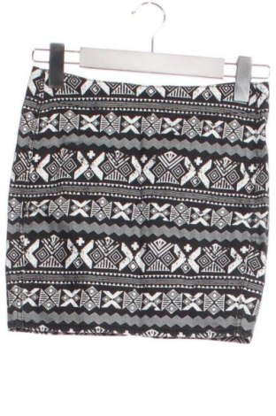 Пола H&M, Размер XS, Цвят Многоцветен, Цена 5,11 €, #136786873