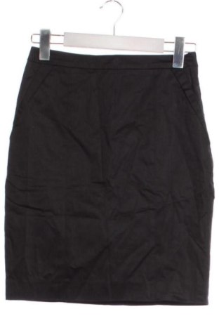 Пола H&M, Размер XS, Цвят Черен, Цена 6,13 €, #136789336