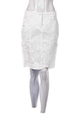 Fustă Canda, Mărime M, Culoare Alb, Preț 43,99 Lei, #136809288