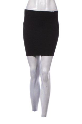 Spódnica Bershka, Rozmiar S, Kolor Czarny, Cena 32,99 zł, #136818101