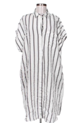 Rochie C&A, Mărime 3XL, Culoare Multicolor, Preț 126,99 Lei, #136716380