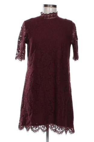 Рокля Gina Tricot, Размер M, Цвят Лилав, Цена 9,20 €, #136739099