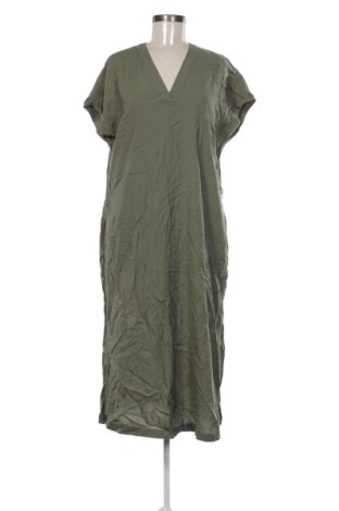 Рокля C&A, Размер XL, Цвят Зелен, Цена 15,84 €, #136749029