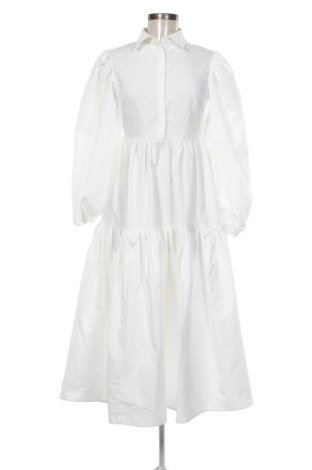 Kleid SHEIN, Größe S, Farbe Weiß, Preis 18,99 €, #136751575