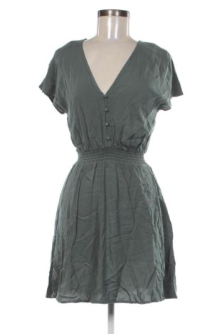 Φόρεμα H&M, Μέγεθος M, Χρώμα Πράσινο, Τιμή 24,99 €, #136755591