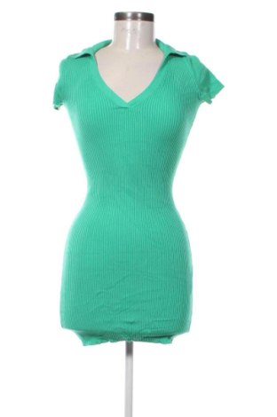 Kleid Bershka, Größe XXS, Farbe Grün, Preis 13,99 €, #136761689