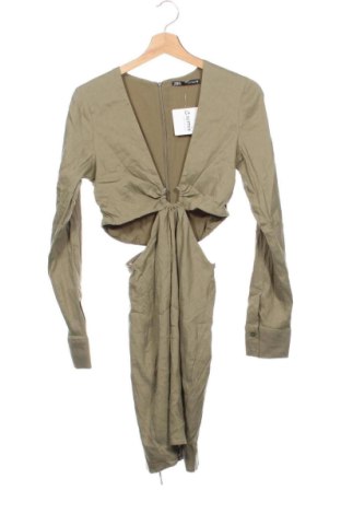 Рокля Zara, Размер M, Цвят Зелен, Цена 11,75 €, #136763051