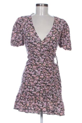 Рокля Gina Tricot, Размер XS, Цвят Многоцветен, Цена 8,69 €, #136769601