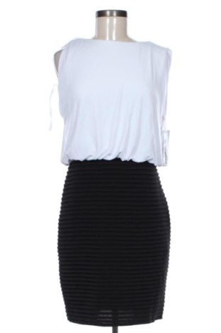 Kleid Swing, Größe M, Farbe Mehrfarbig, Preis 75,99 €, #136788617