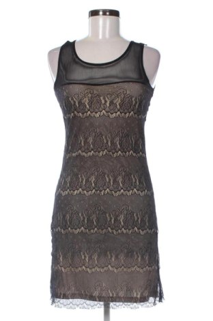 Рокля Vero Moda, Размер M, Цвят Многоцветен, Цена 7,66 €, #136792923