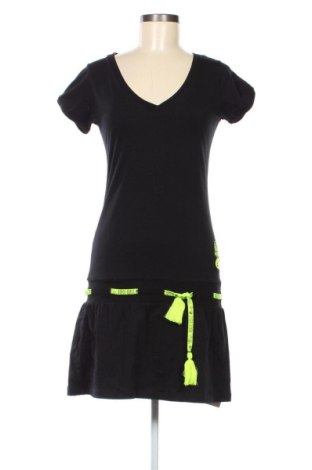 Kleid Picture, Größe M, Farbe Schwarz, Preis 14,99 €, #136793233