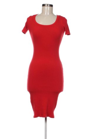 Рокля Pull&Bear, Размер S, Цвят Червен, Цена 8,82 €, #136794819