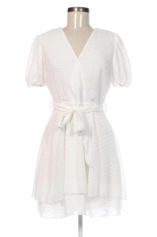 Rochie Trendyol, Mărime M, Culoare Alb, Preț 104,00 Lei, #136803209