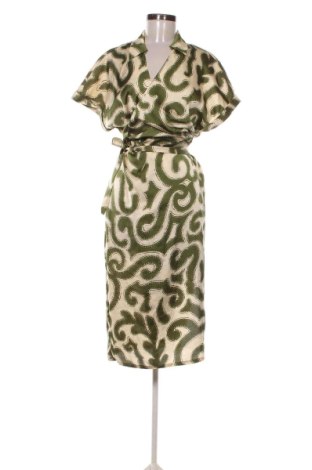 Kleid Mango, Größe M, Farbe Mehrfarbig, Preis 26,00 €, #136804755