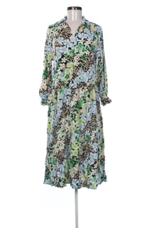 Рокля H&M, Размер S, Цвят Многоцветен, Цена 16,36 €, #136806372