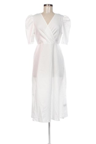 Φόρεμα SHEIN, Μέγεθος M, Χρώμα Λευκό, Τιμή 25,67 €, #136807409