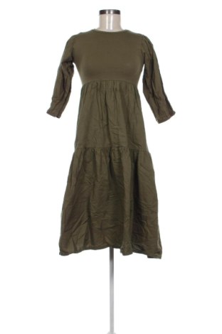 Рокля Primark, Размер S, Цвят Зелен, Цена 9,20 €, #136815899