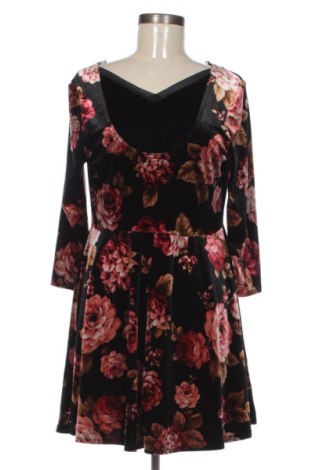 Рокля New Look, Размер XL, Цвят Многоцветен, Цена 12,78 €, #136835231