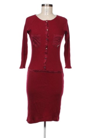 Rochie Infinite, Mărime M, Culoare Roșu, Preț 276,99 Lei, #136839635