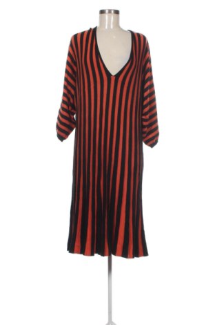 Rochie Masai, Mărime XL, Culoare Multicolor, Preț 100,05 Lei, #136844197