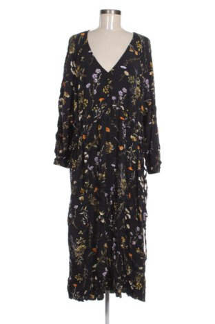 Рокля C&A, Размер XXL, Цвят Многоцветен, Цена 15,84 €, #136850092