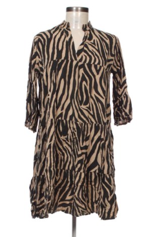 Rochie NEW COLLECTION, Mărime M, Culoare Multicolor, Preț 115,77 Lei, #136850533
