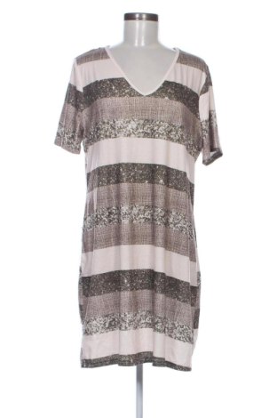 Рокля SHEIN, Размер XL, Цвят Многоцветен, Цена 18,91 €, #136857464