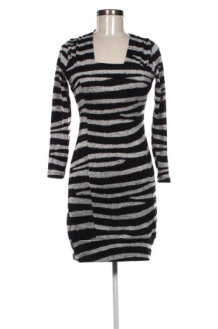 Kleid Unbranded, Größe M, Farbe Mehrfarbig, Preis 15,99 €, #136877069